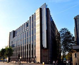 london-school-of-business-and-finance-image4